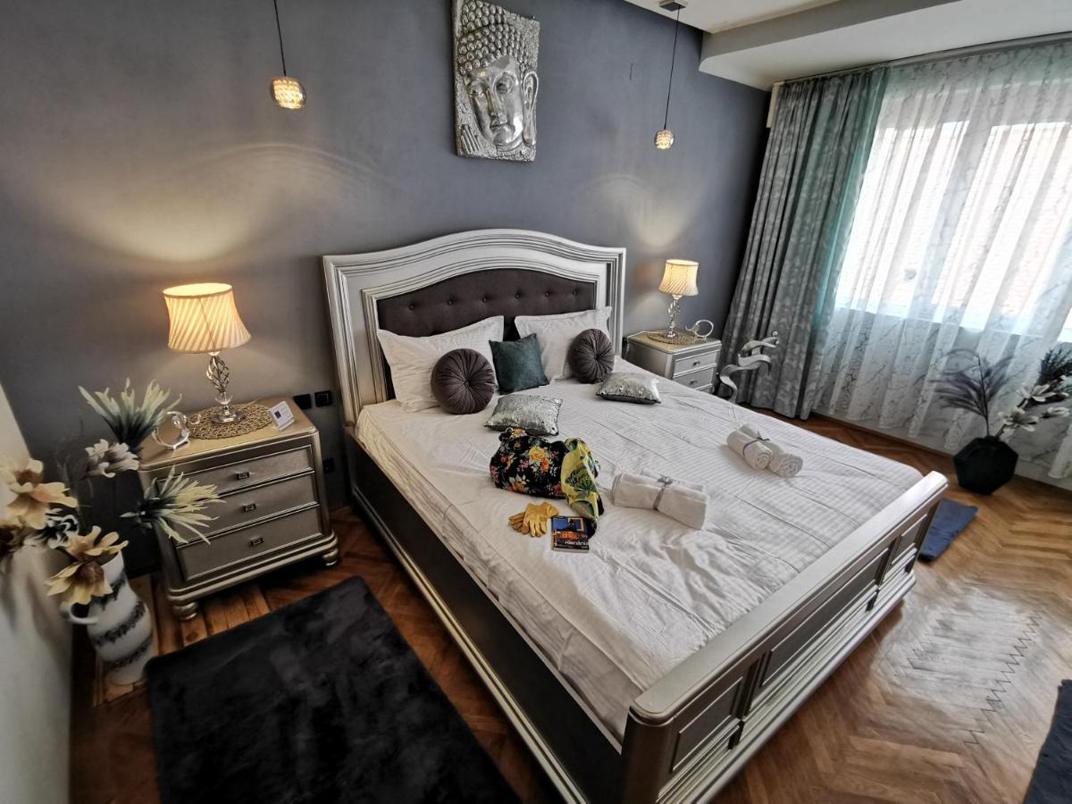 Crystal Central Apartment Braşov Exterior foto